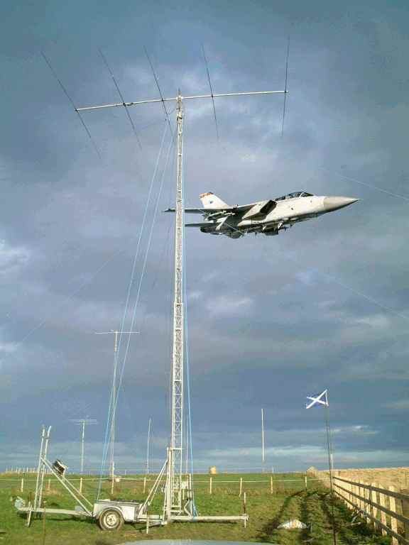 tornado1.jpg (27663 bytes)